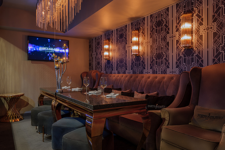 Основной зал