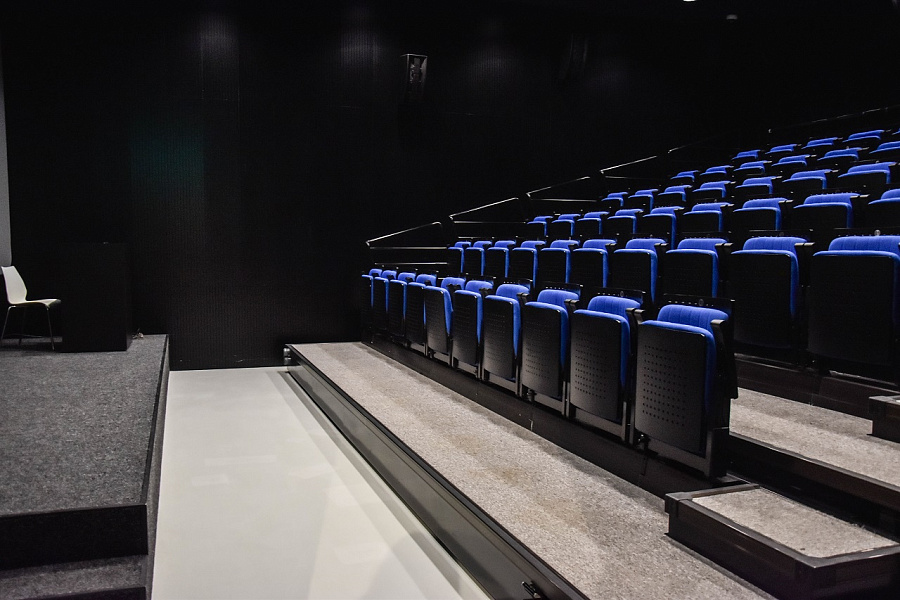 Мультимедиа зал