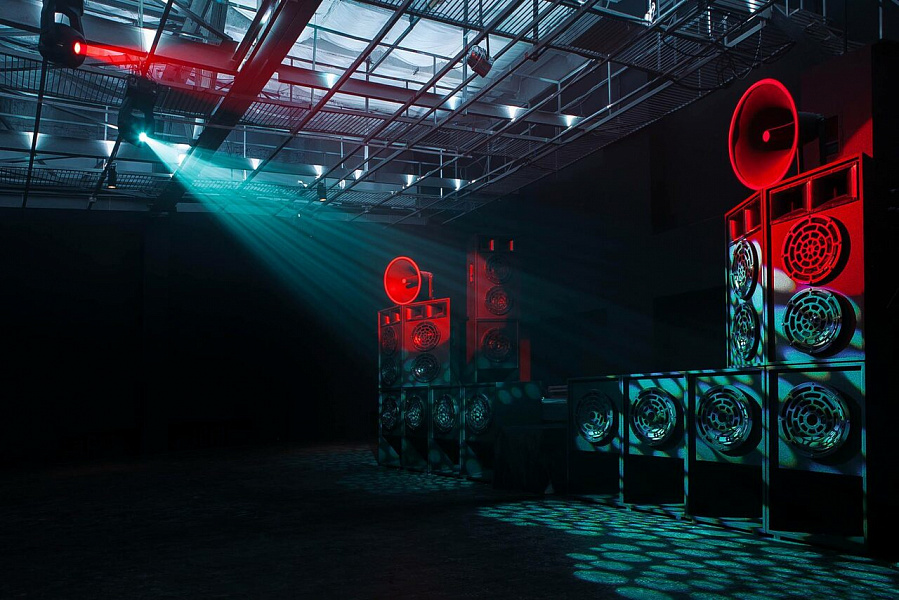 Основной зал