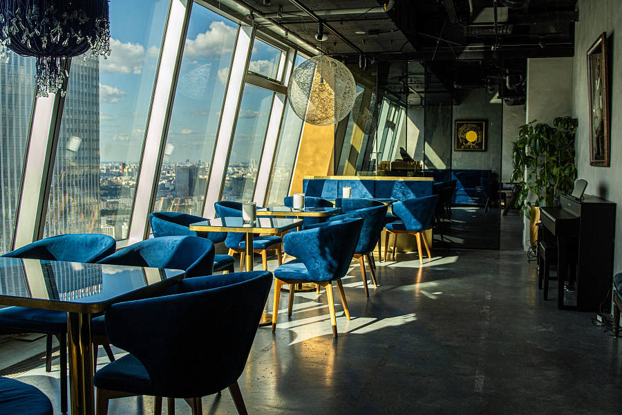 Основной зал