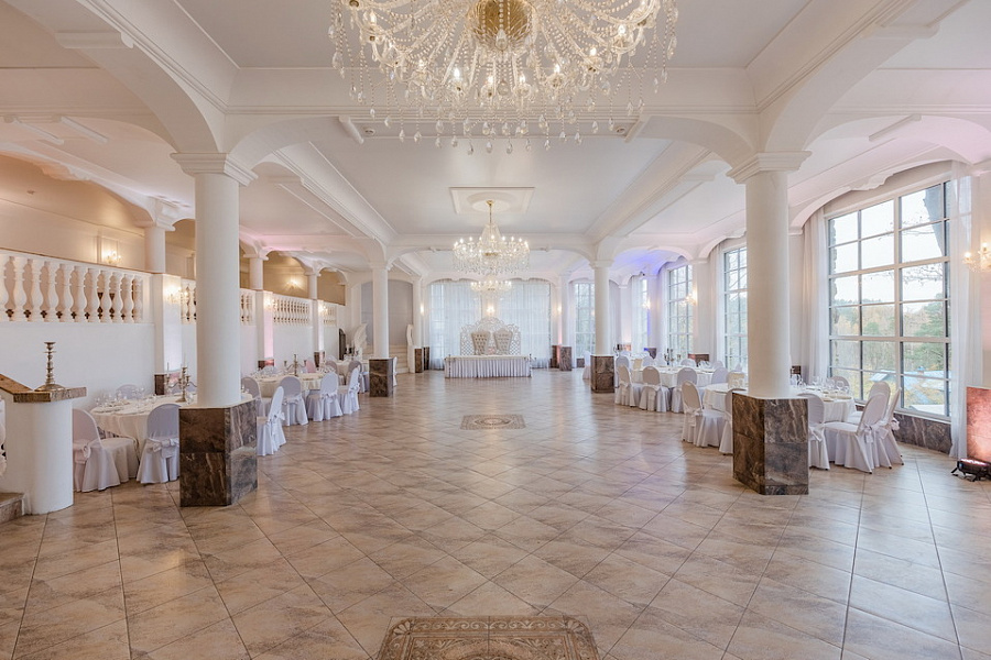 Верхний зал