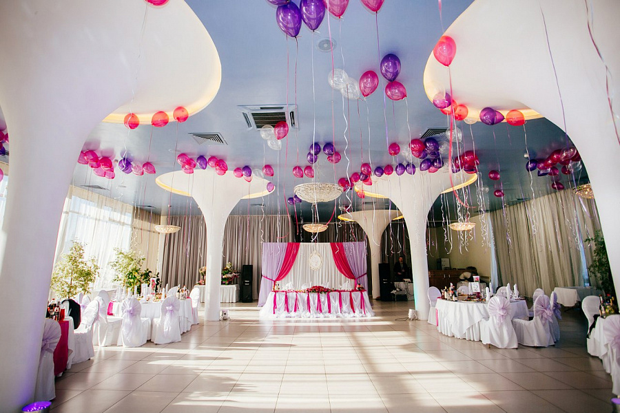 Основной зал