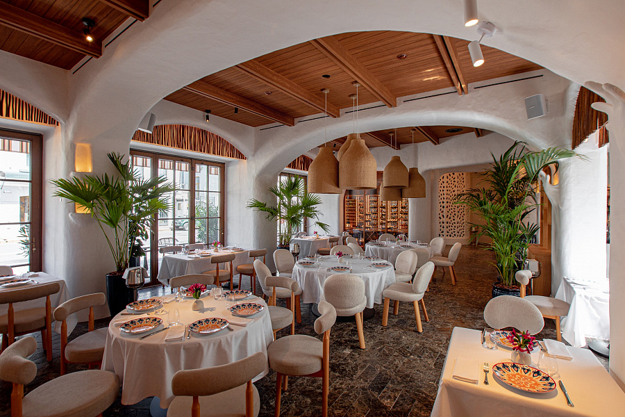 Основной зал