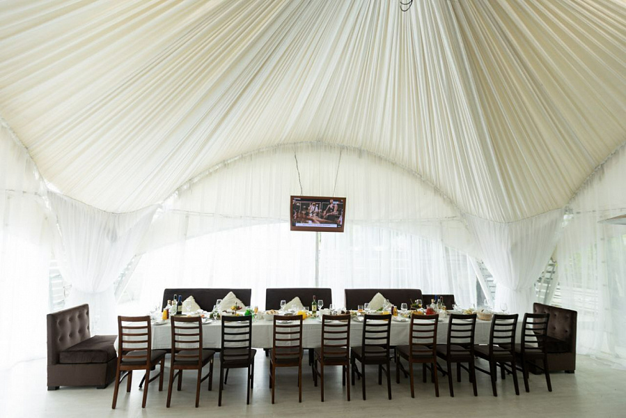 Большой шатер