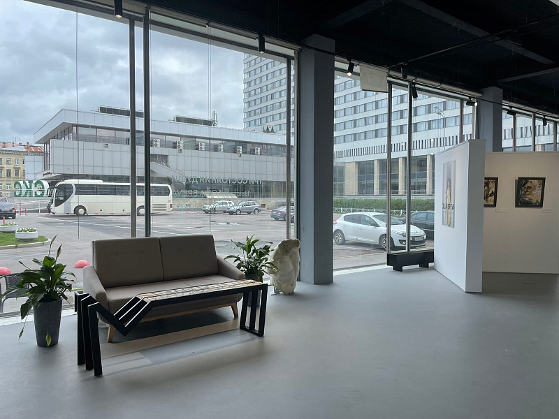 Основной зал