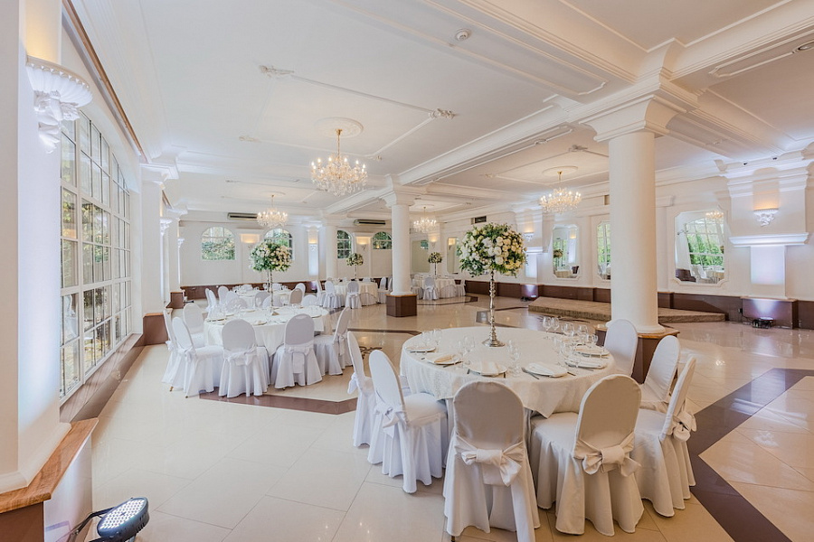 Царский зал