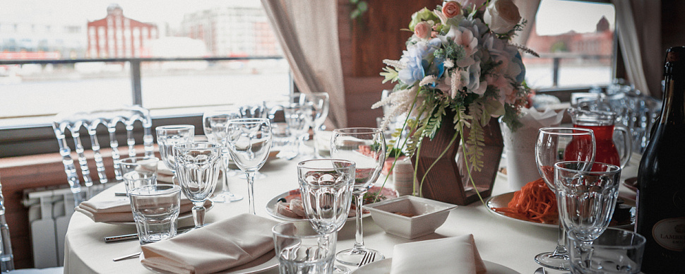 Основной зал