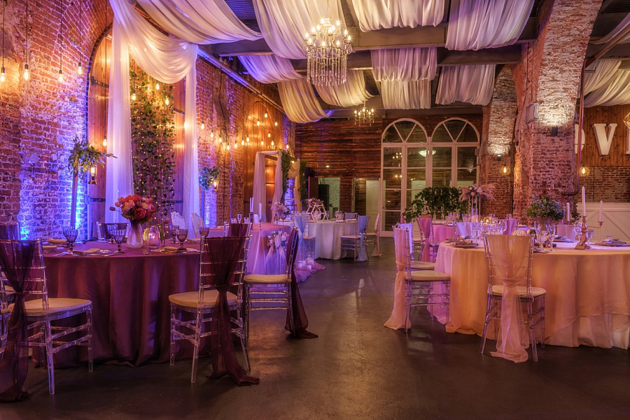 Основной зал