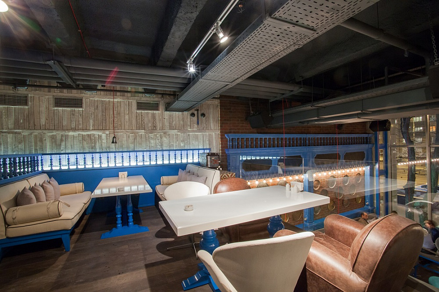 Тапчан на Звенигородском шоссе