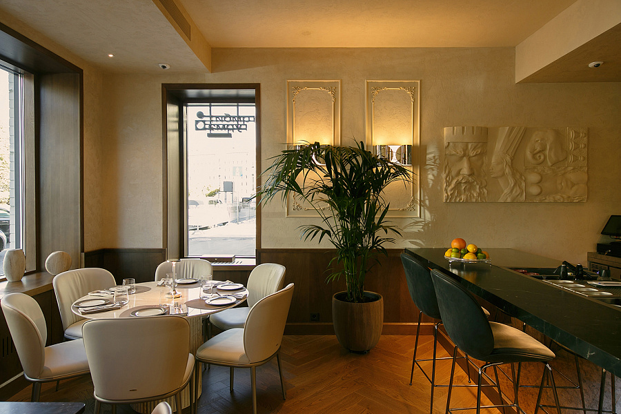 Основной зал