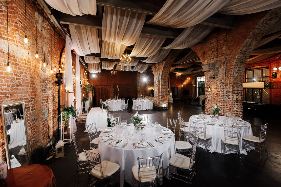 Основной зал