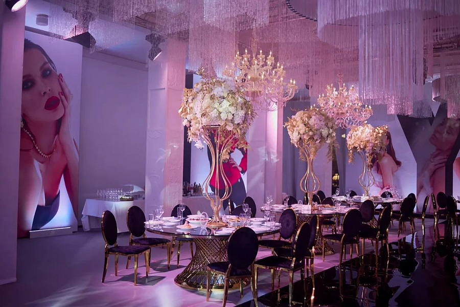 Банкетный зал