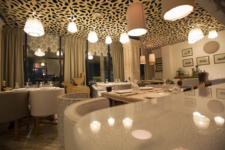 Караоке зал