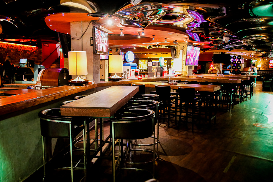 Основной зал