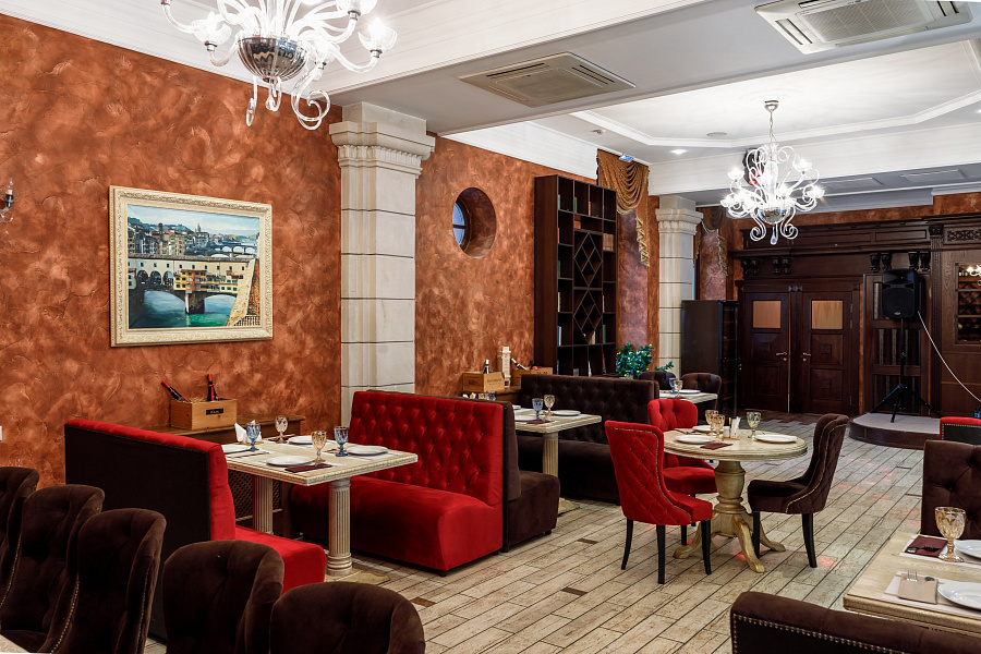 Основной зал ресторана