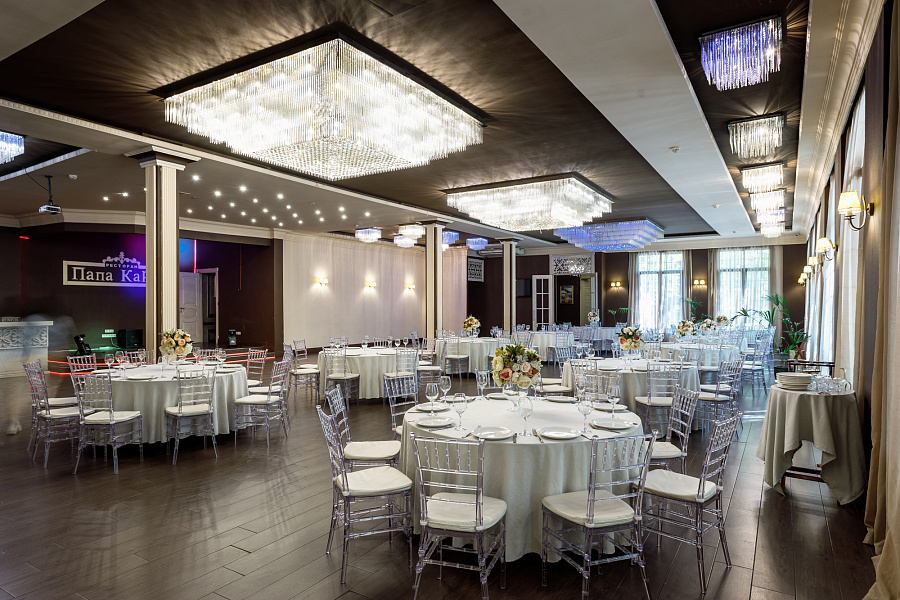 Основной зал