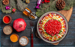 Новогодние салаты и закуски 2026: Вкусно, стильно, по-домашнему