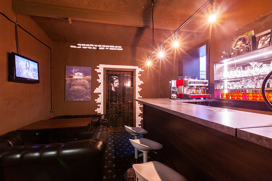 Бильярдный зал