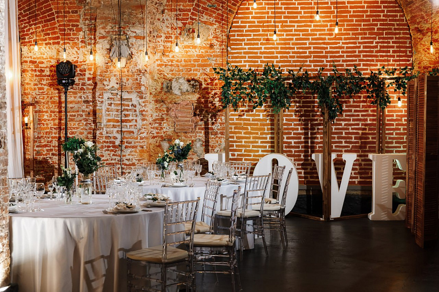 Основной зал