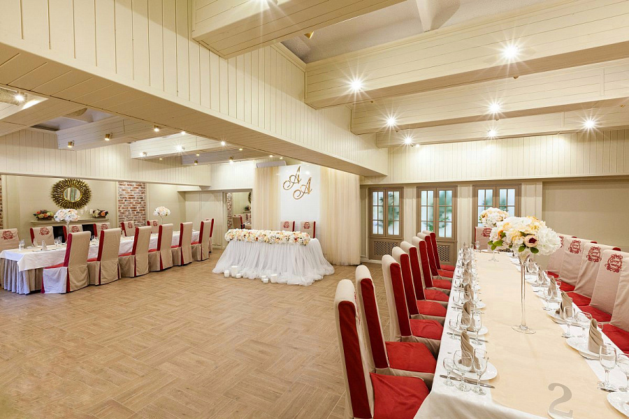 Основной зал