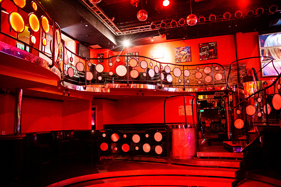 Основной зал