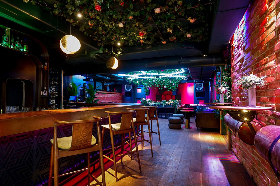 Основной зал