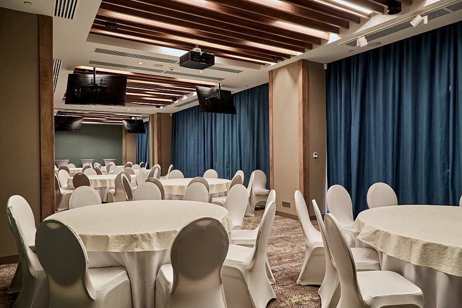 Большой зал