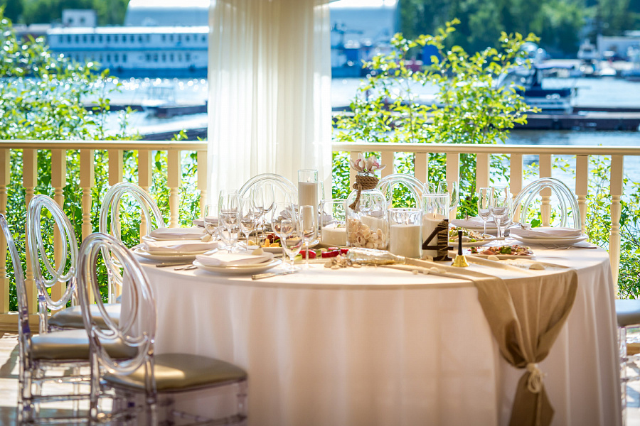 Малая летняя веранда