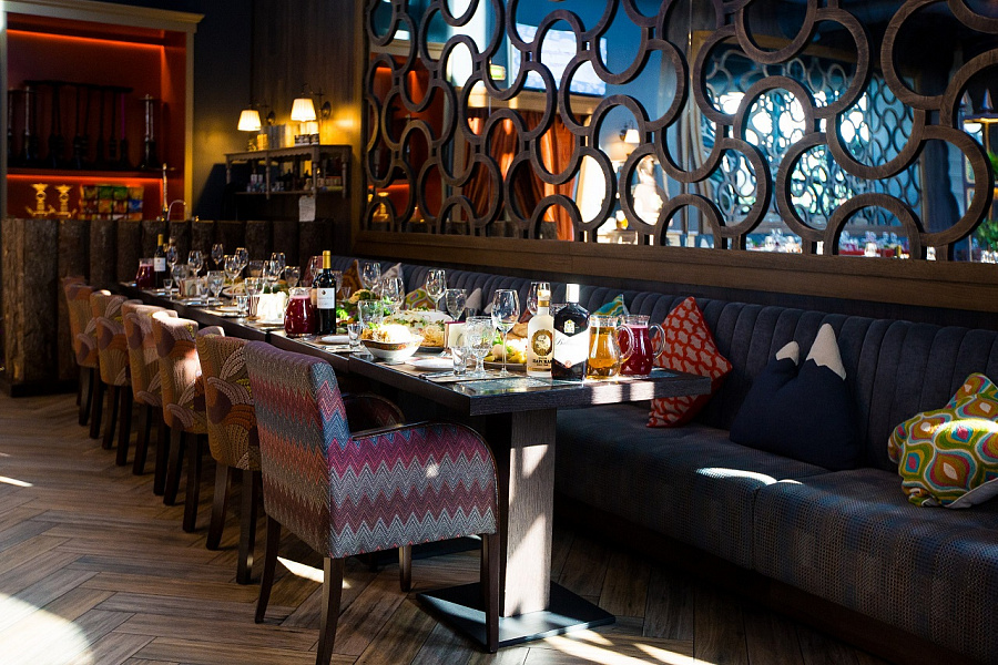 Основной зал