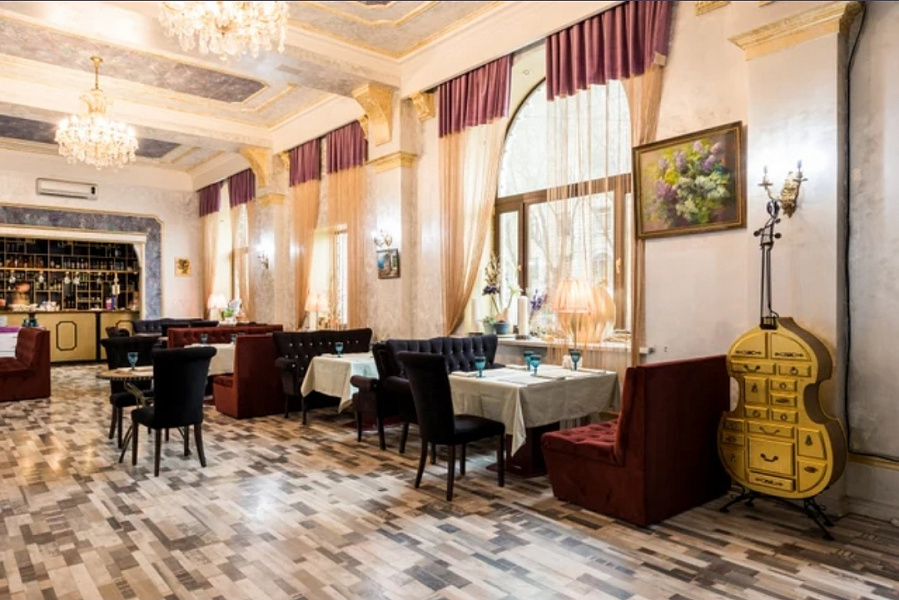 Большой зал