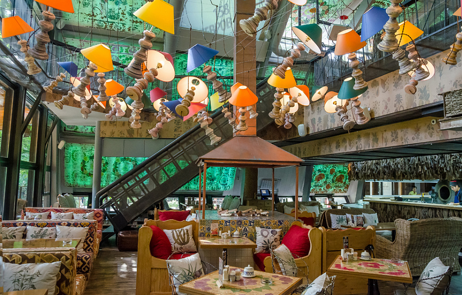 Основной зал