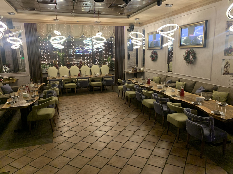 Основной зал