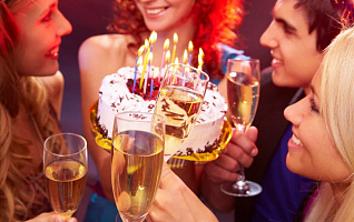 Банкет на День рождения: дома или в ресторане?