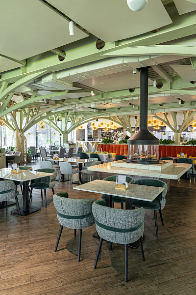 Основной зал