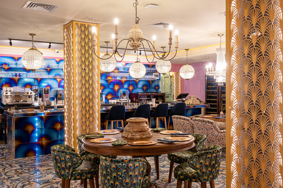 Основной зал