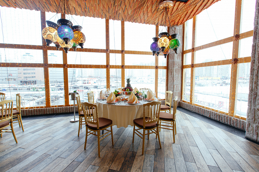 Основной зал