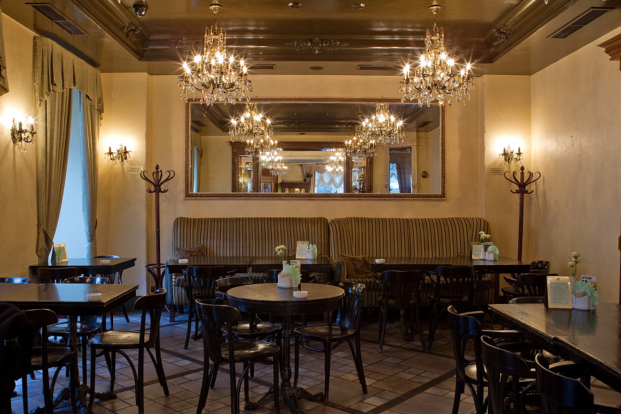 Каминный зал