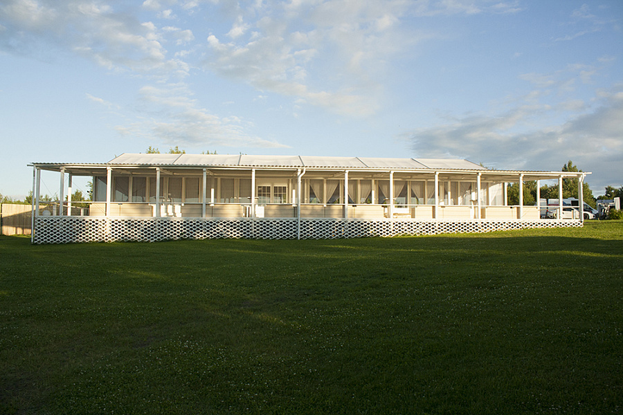 Большой шатер с верандой