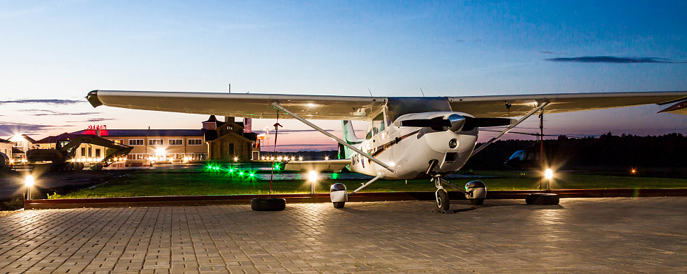 Вся территория аэродрома Кусино