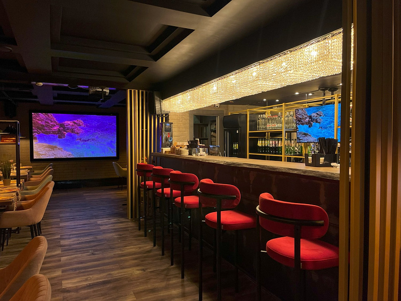 Основной зал