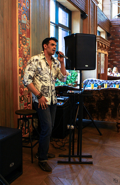 Основной зал