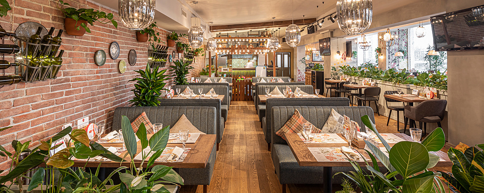 Основной зал