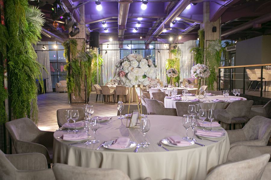 Основной зал