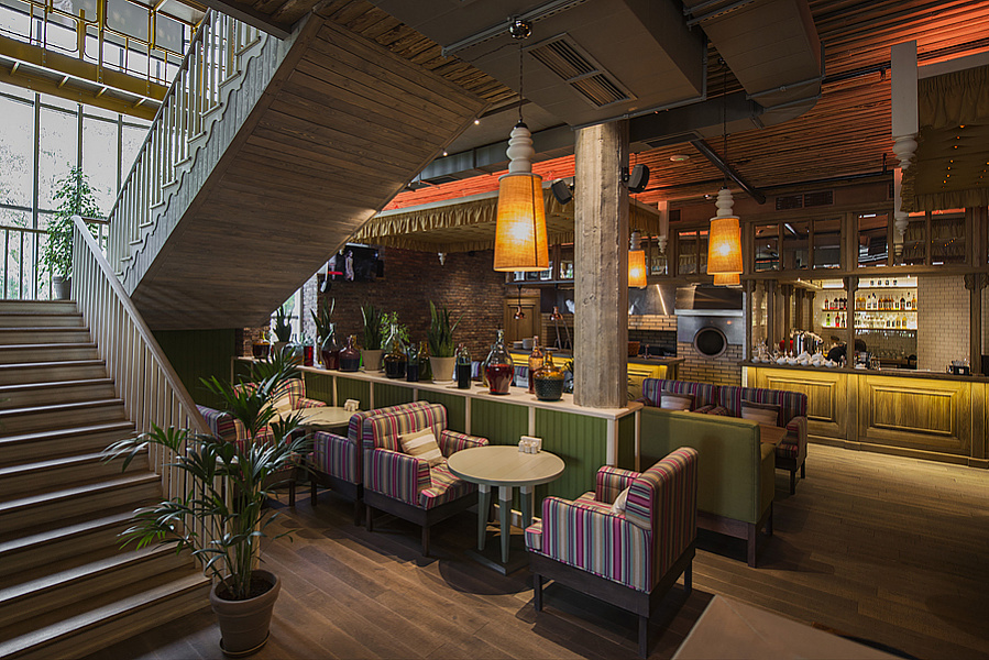 Тапчан на Ленинградском шоссе