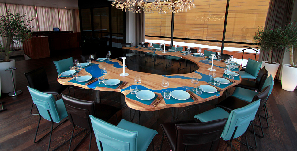 Второй этаж Wine Easy