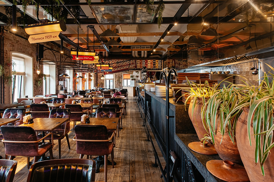 Основной зал