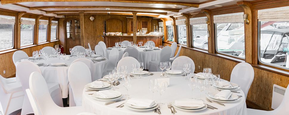 Основной зал