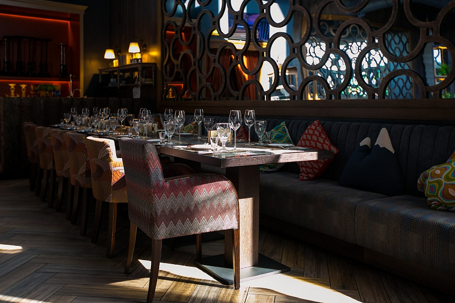 Основной зал