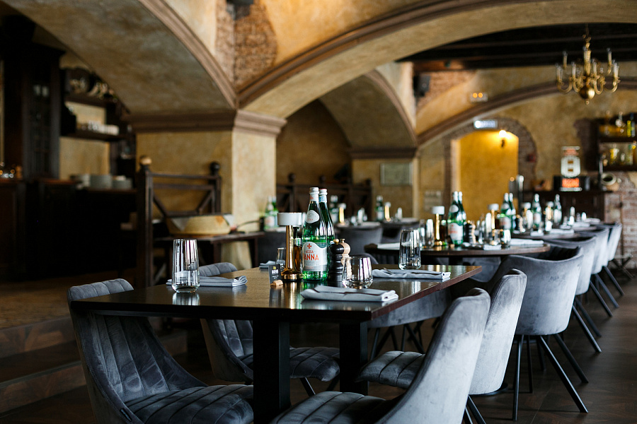 Основной зал