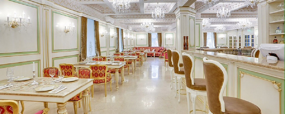 Основной зал